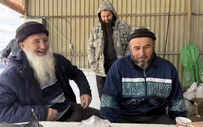 «Люди не унывают»: репортаж из зоны наводнения в Дагестане